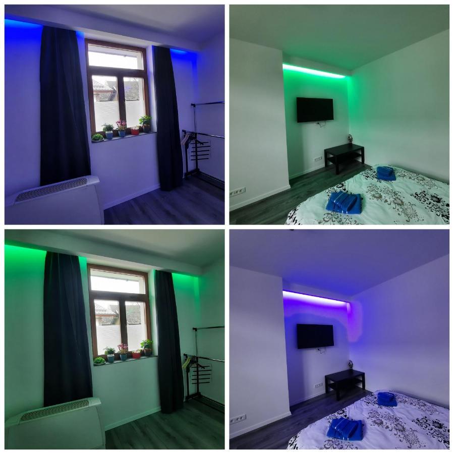 House Side By Side Appartement Braşov Buitenkant foto